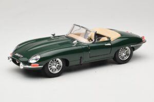 Jaguar E-Type Series 1 Roadster Grün Bburago 1:18 3016-M1 Druckguss