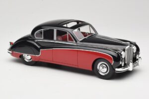 Jaguar Mk VIII Schwarz & Dunkelrot BoS Models 1:18 BOS408 Resin — Bild 4 von 6