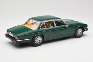 Jaguar XJ Series III Dunkelgrün MCG 1:18 MCG18175 Druckguss — Bild 2 von 6