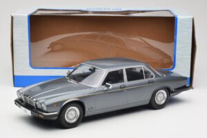 Jaguar XJ Series III Metallic Grey MCG 1:18 MCG18177 Druckguss — Bild 6 von 6