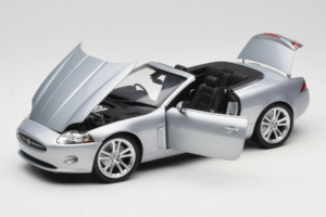 Jaguar XK X150 Cabriolet Silber Minichamps 1:18 153130533 Druckguss — Bild 2 von 8