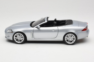 Jaguar XK X150 Cabriolet Silber Minichamps 1:18 153130533 Druckguss — Bild 4 von 8