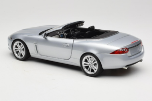 Jaguar XK X150 Cabriolet Silber Minichamps 1:18 153130533 Druckguss — Bild 7 von 8
