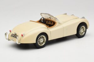 Jaguar XK120 Weiß Eduscho 1:18 7482-1HTH Druckguss — Bild 3 von 8