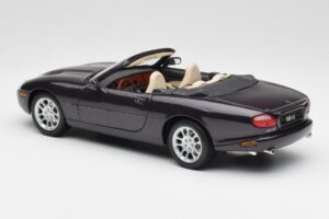 Jaguar XKR X100 Cabriolet Grau Maisto 1:18 50331 Druckguss — Bild 7 von 8