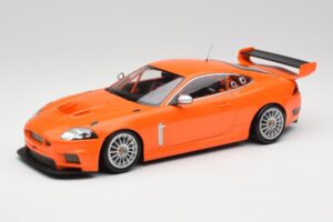 Jaguar XKR GT3 Racing Orange Minichamps 1:18 150081391 Druckguss
