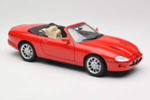 Jaguar XKR X100 Rot Maisto 1:18 50330 Druckguss — Bild 6 von 8