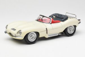 Jaguar XKSS Creme AUTOart 1:18 73512 Druckguss