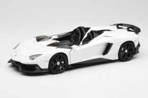 Lamborghini Aventador J Weiß AUTOart 1:18 74674 Druckguss