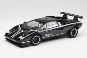 Lamborghini Countach LP500S Schwarz Kyosho 1:18 08326K Druckguss