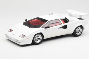 Lamborghini Countach LP500S Weiß Kyosho 1:18 08320E Druckguss