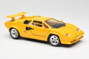 Lamborghini Countach Gelb Bburago 1:18 3037 Druckguss — Bild 6 von 8