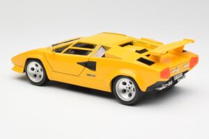 Lamborghini Countach Gelb Bburago 1:18 3037 Druckguss — Bild 7 von 8
