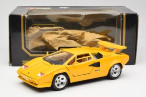 Lamborghini Countach Gelb Bburago 1:18 3037 Druckguss — Bild 8 von 8