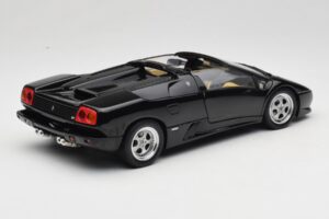Lamborghini Diablo Roadster Schwarz AUTOart 1:18 70093-R1 Druckguss — Bild 4 von 10