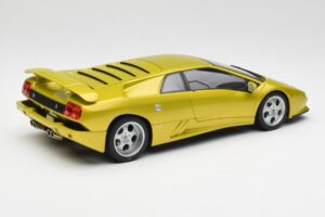 Lamborghini Diablo SE30 Anniversary Edition Gelb Spyder AUTOart 1:18 79157 Druckguss — Bild 3 von 8