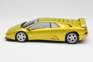 Lamborghini Diablo SE30 Anniversary Edition Gelb Spyder AUTOart 1:18 79157 Druckguss — Bild 4 von 8