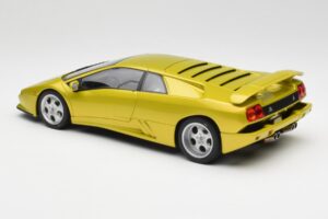 Lamborghini Diablo SE30 Anniversary Edition Gelb Spyder AUTOart 1:18 79157 Druckguss — Bild 7 von 8
