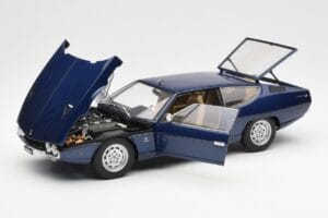 Lamborghini Espada Blau Metallic AUTOart 1:18 74502 Druckguss — Bild 2 von 8