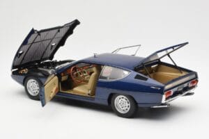 Lamborghini Espada Blau Metallic AUTOart 1:18 74502 Druckguss — Bild 5 von 8