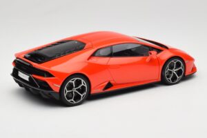 Lamborghini Huracan EVO Arancio Xanto AUTOart 1:18 79214 Komposit — Bild 3 von 8