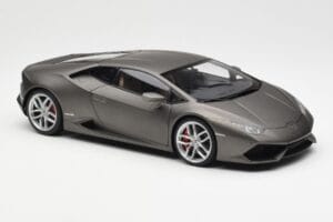 Lamborghini Huracan LP610-4 Grau AUTOart 1:18 74606 Komposit — Bild 6 von 8