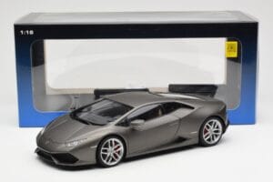 Lamborghini Huracan LP610-4 Grau AUTOart 1:18 74606 Komposit — Bild 8 von 8
