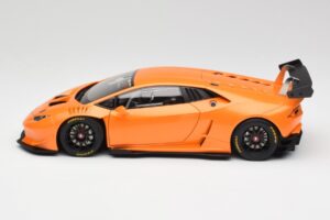 Lamborghini Huracan LP620-2 Super Trofeo Arancio Borealis Pearl Effect Orange AUTOart 1:18 81558 Druckguss — Bild 4 von 8
