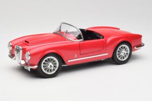 Lancia Aurelia B24 Spider Rot Bburago 1:18 3010 Druckguss