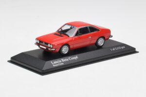 Lancia Beta Coupe Rot Minichamps 1:43 400125720 Druckguss — Bild 2 von 3