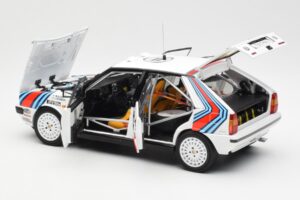 Lancia Delta HF 4WD #4 M. Alen / I. Kivimaki Martini Rally 1000 Lakes 1987 Kyosho 1:18 08960B Druckguss — Bild 5 von 8