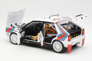 Lancia Delta HF 4WD #6 M. Biasion / T. Siviero Martini Rally Monte Carlo 1987 Kyosho 1:18 08960A Druckguss — Bild 5 von 8