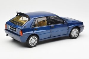 Lancia Delta HF Integrale Evo II Blau Kyosho 1:18 08341BL Druckguss — Bild 3 von 8