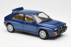 Lancia Delta HF Integrale Evo II Blau Kyosho 1:18 08341BL Druckguss — Bild 6 von 8