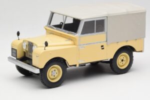 Land Rover 88 Series 1 Hard Top Hellbeige MCG 1:18 MCG18368 Druckguss