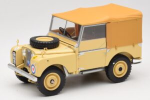 Land Rover 88 Series I RAF Beige Minichamps 1:18 150168911 Druckguss