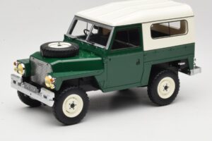Land Rover Lightweight Series III Hard Top Dunkelgrün BoS Models 1:18 BOS355 Resin
