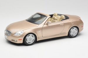 Lexus SC430 Beige Maisto 1:18 31629 Druckguss