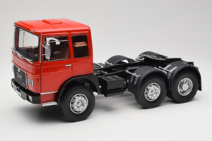 MAN 16304 F7 Rot Road Kings 1:18 RK180053 Druckguss