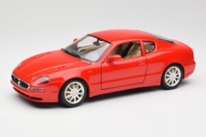 Maserati 3200 GT Rot Bburago 1:18 3341 Druckguss
