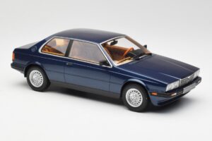 Maserati Biturbo Coupe Dunkelblau Metallic Minichamps 1:18 107123500 Druckguss — Bild 4 von 6