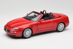 Maserati GT Spyder Rot Bburago 1:18 34097 Druckguss