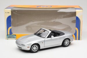 Mazda MX-5 Miata NA Highlight Silber Gate 1:18 1015 Druckguss — Bild 8 von 8