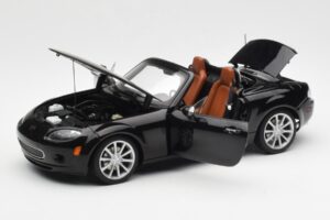 Mazda MX-5 NC Roadster Retractable Hardtop US Spec Schwarz AUTOart 1:18 75971 Druckguss — Bild 2 von 10