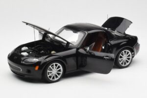 Mazda MX-5 NC Roadster Retractable Hardtop US Spec Schwarz AUTOart 1:18 75971 Druckguss — Bild 4 von 10