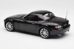 Mazda MX-5 NC Roadster Retractable Hardtop US Spec Schwarz AUTOart 1:18 75971 Druckguss — Bild 9 von 10