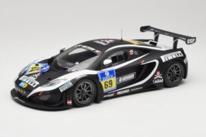 McLaren 12C GT3 Dorr Motorsport #69 C. Adams / M. Klasen 24 Hours Nurburgring 2013 Minichamps 1:18 151131369 Druckguss