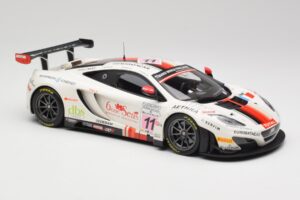 McLaren 12C GT3 #11 Art Grand Prix C. Leclerc / N. Parisy / A. Soucek Spa 24 Hours 2013 Minichamps 1:18 151131311 Druckguss — Bild 4 von 6