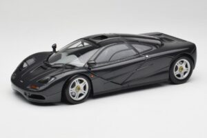McLaren F1 Carbon Schwarz Metallic Minichamps 1:18 530133420 Druckguss
