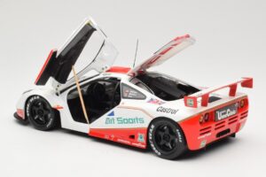 McLaren F1 GTR GT1 #30 West Competition J. Nielsen 1996 UT Models 1:18 39624 Druckguss — Bild 5 von 8